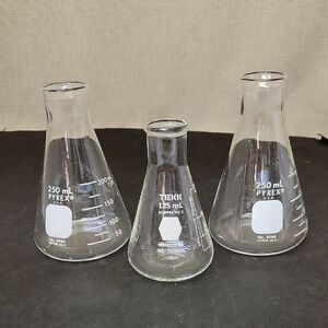 Pyrex Glass Flask Trio..PYREX GRADUATED ERLENMEYER FLASKS 